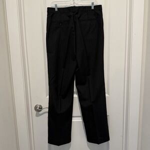 TOWNCRAFT MENS CHARCOAL GRAY PINSTRIPE 2 PIECE SUIT SIZE: 46 PANTS 34x32